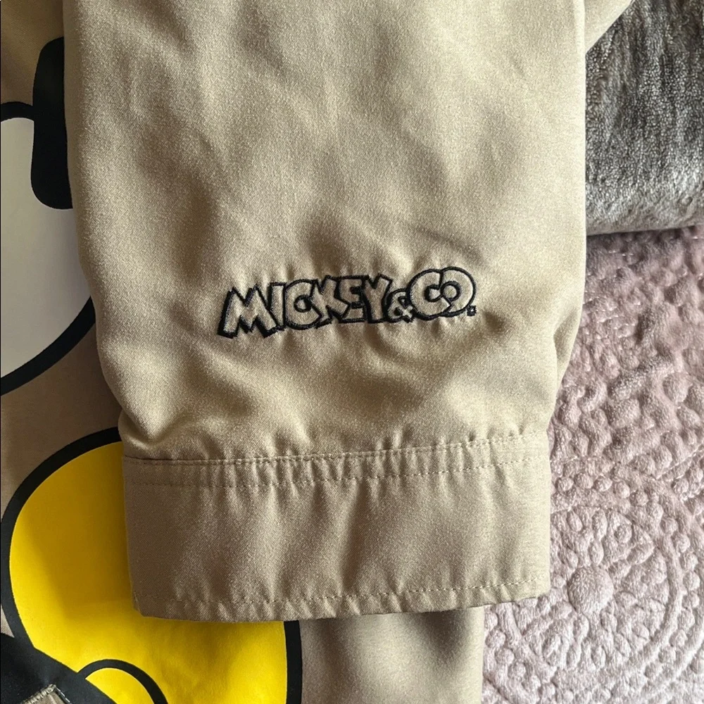 DISNEY Mickey Co Tan / brown Adult / unisex jacket .EUC SZ M medium - Picture 3 of 13